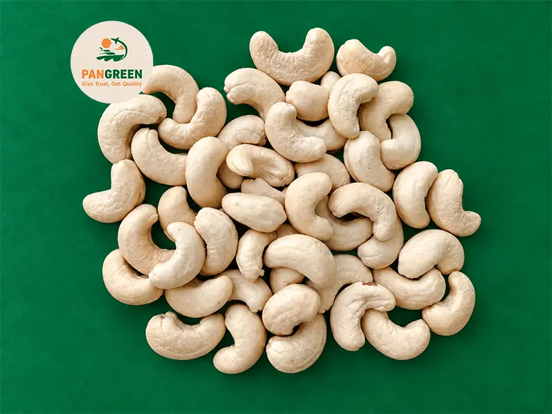 W320 cashew kernels
